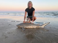 FISH ON CUSTOM LEADERS - Kiah Diaz