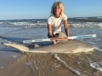 FISH ON CUSTOM LEADERS - Kiah Diaz