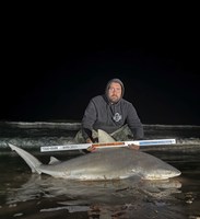 FISH ON CUSTOM LEADERS - Josh Diaz