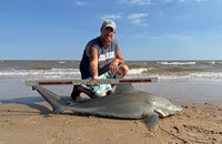 Just Bitten Shark Fishing Team - Walter Colton