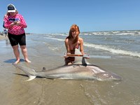 FISH ON CUSTOM LEADERS - Kiah Diaz