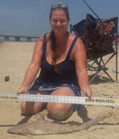 Just Bitten Shark Fishing Team - Lynsay Lewis