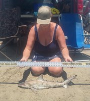 Just Bitten Shark Fishing Team - Lynsay Lewis